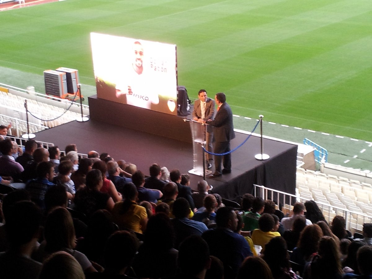 Braulio Vázquez Backs Valencia's Vision: 'I Believe in What the Club Stands For'