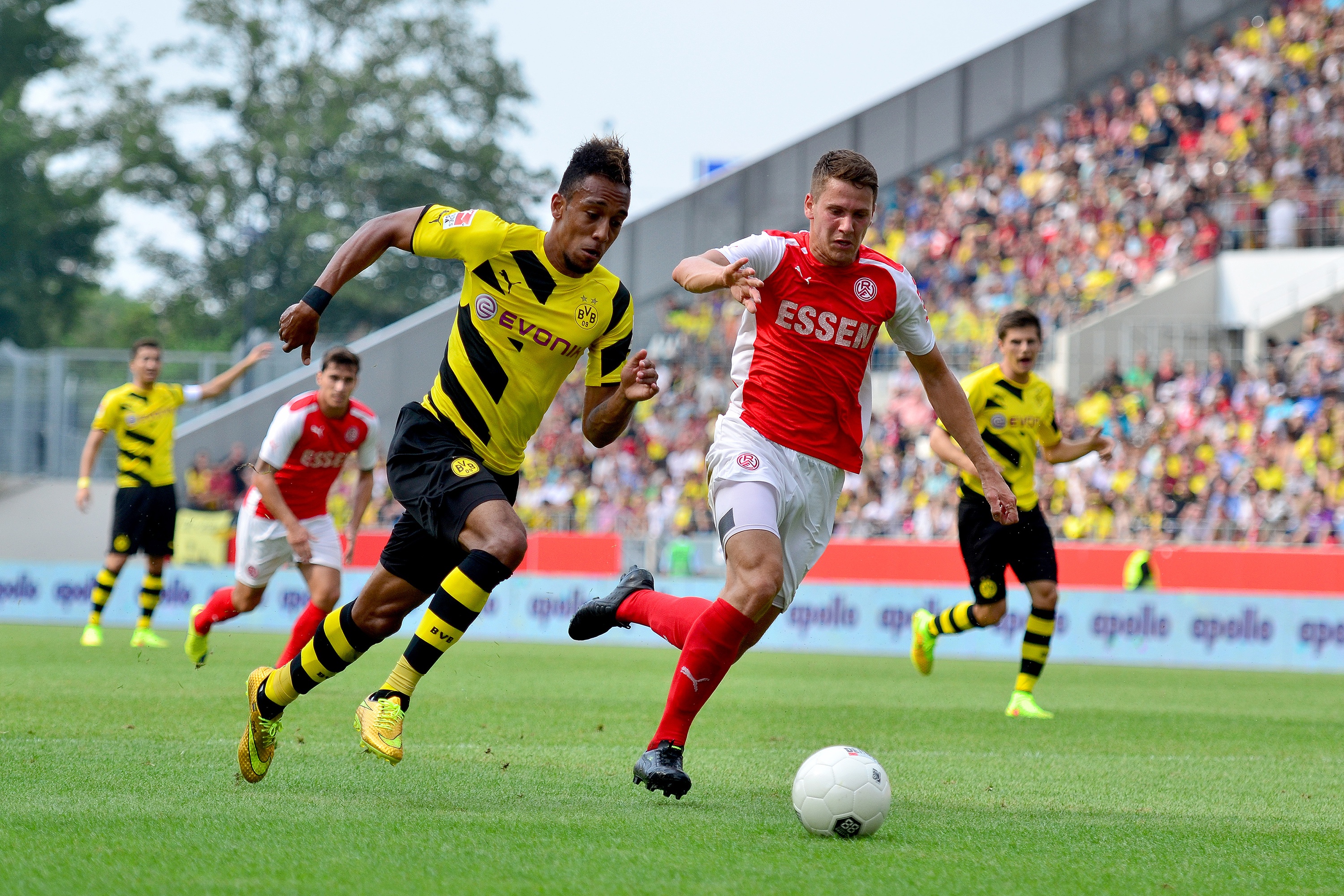 Aubameyang Joins Deportivo: Can the Star Striker Propel Them to Safety?
