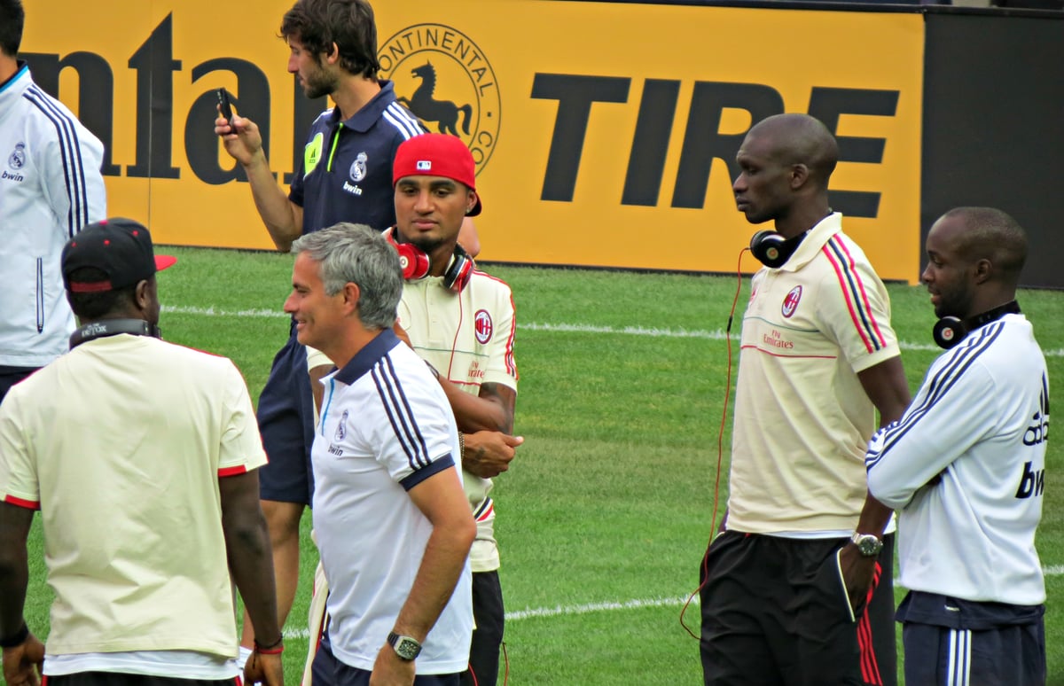 Espí's Call-Up Sparks Hope: Could He Shift Momentum for Mourinho's Men?