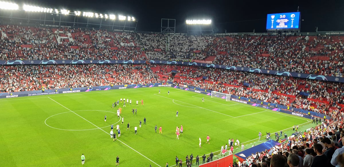 Sevilla Looks to Capitalize on Valencia's Misery: Pre-Match Insights